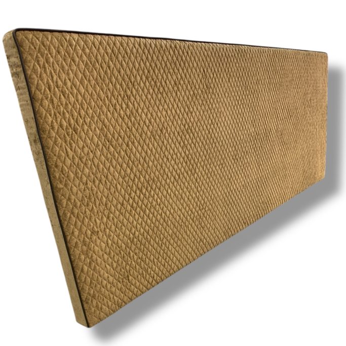 Luxus-Boxspringbett mit Ihrem extravaganten Kopfteil individuell gestalten